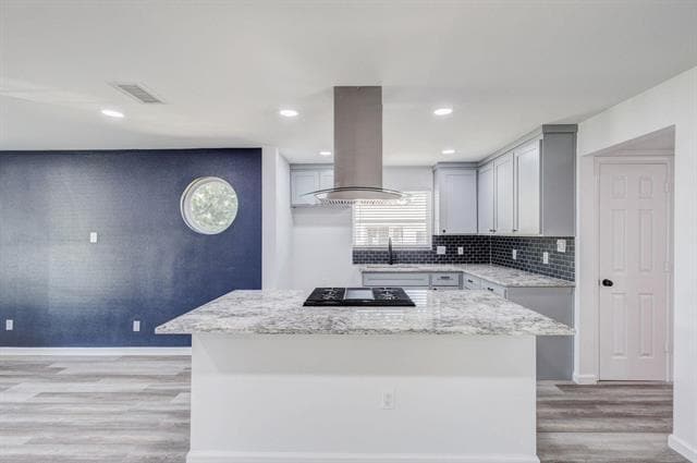 Building Photo - 322 NE 29th St