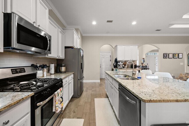 Building Photo - 414 Lilly Bell Ln