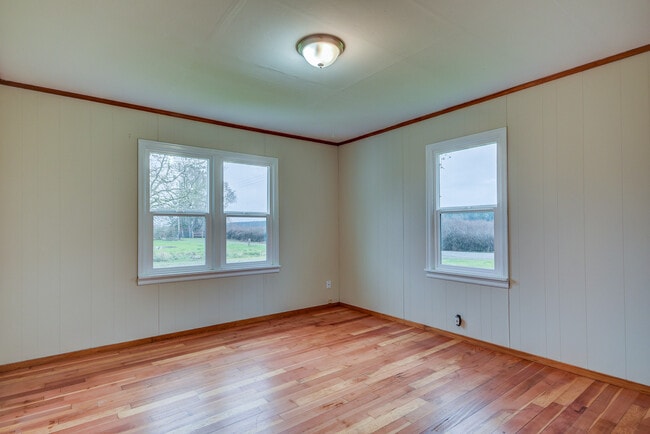 Building Photo - 3 Bedroom Rambler in Coupeville