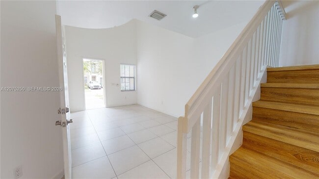 Building Photo - 10428 NW 61st St