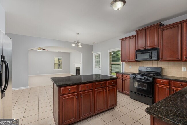 Building Photo - 168 Summer Grove Ln