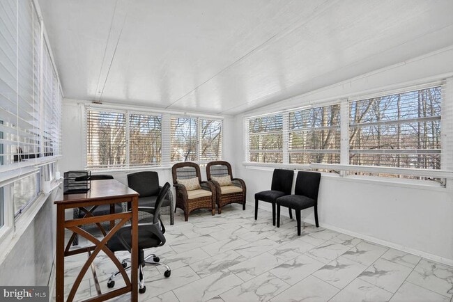 Building Photo - 4854 Langer Ln