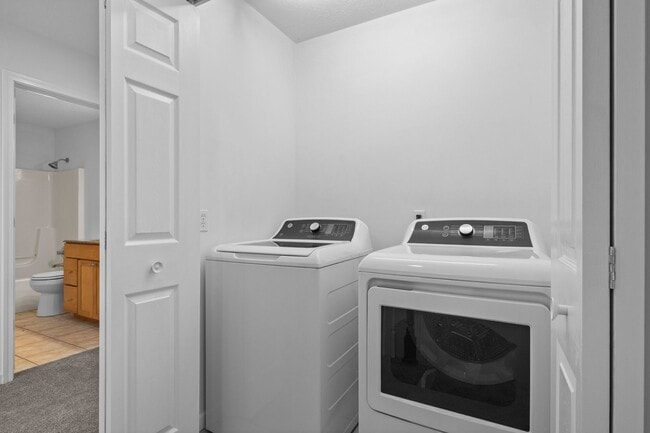 Building Photo - Charming 3+ Bedroom Cape Cod with Water View – Between Traverse City & Suttons Bay