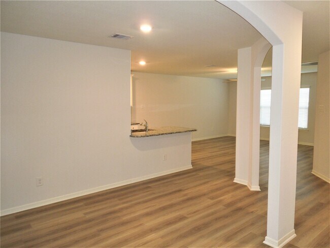 Building Photo - 10506 Copper Ridge Dr