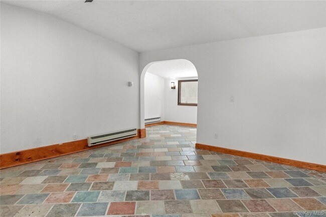 Building Photo - 378 Broadway