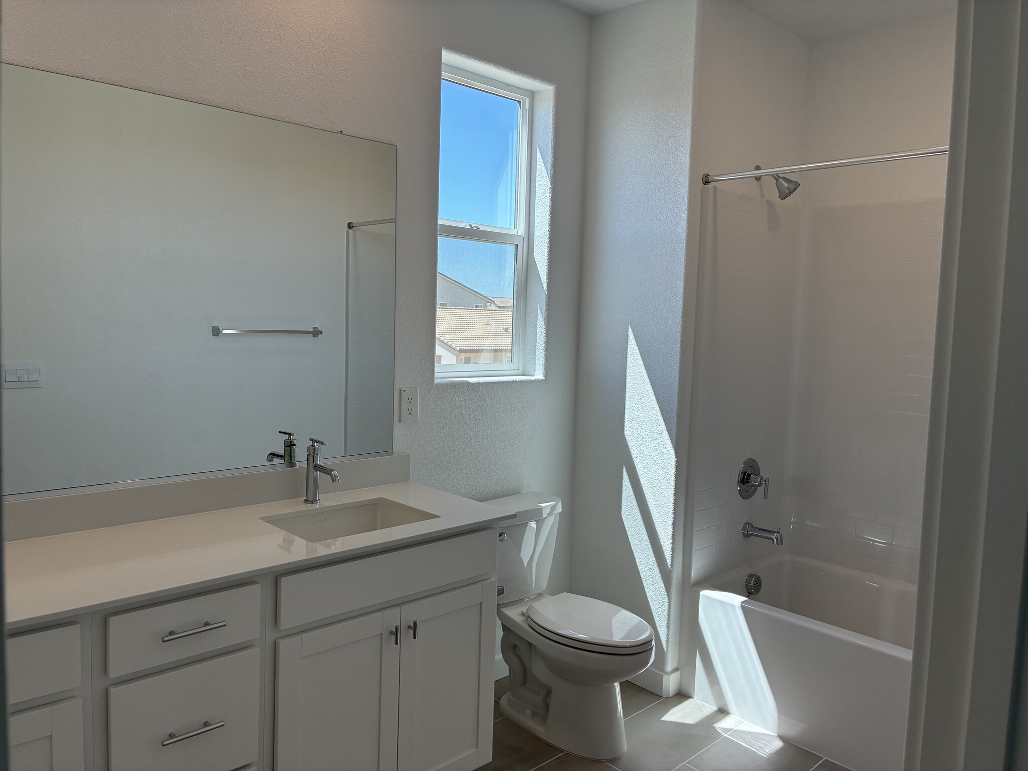 Building Photo - 8133 Arrowfield Way