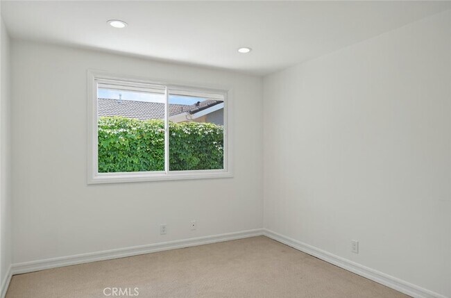 Building Photo - 978 Sandcastle Dr