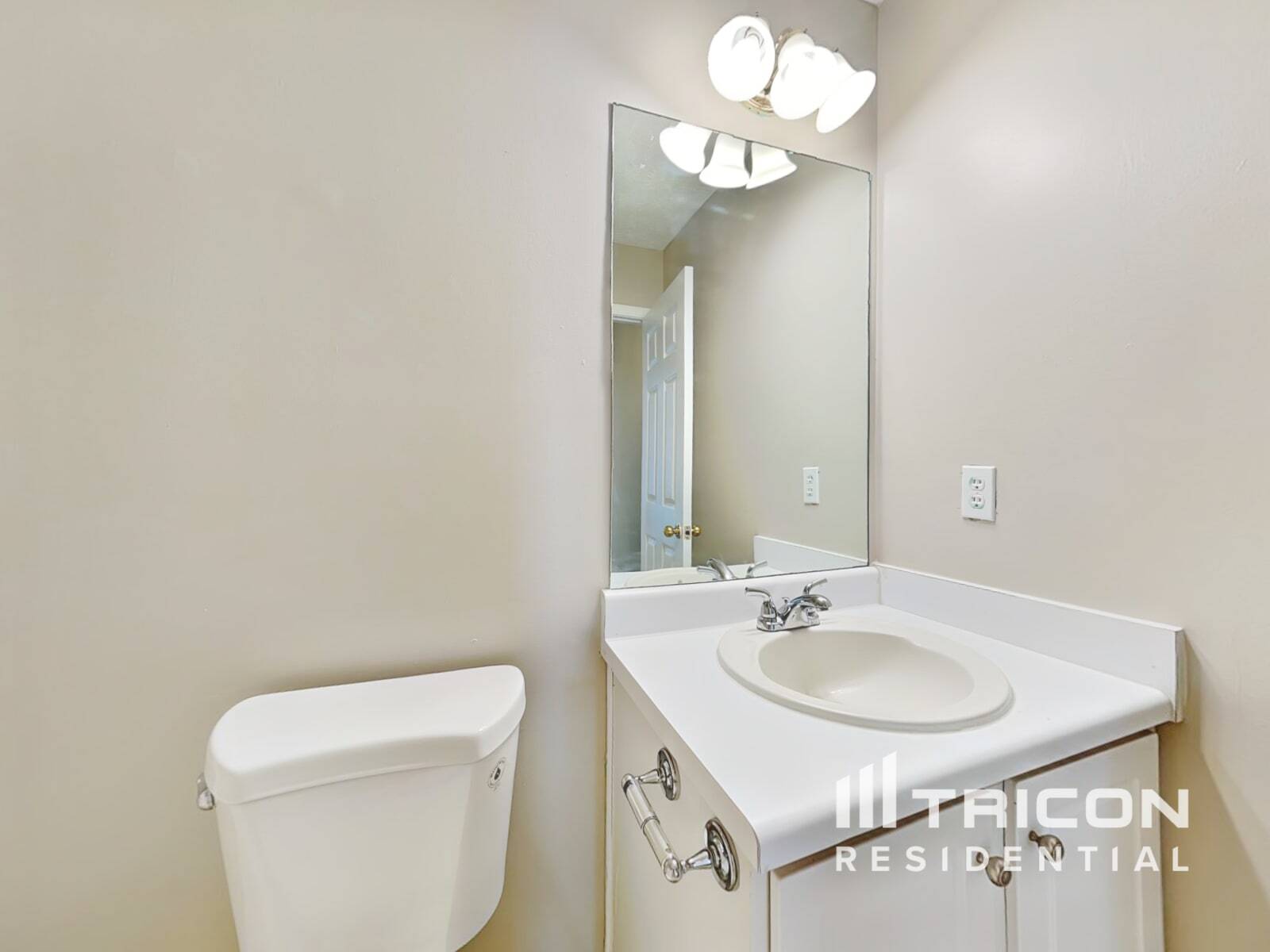 Building Photo - 2309 Swan Lake Ct