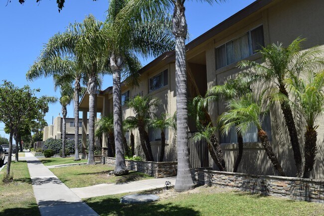 Primary Photo - 2006 Florida St