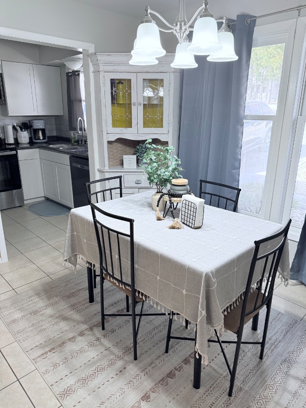 Building Photo - 11 August Ln