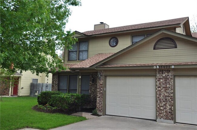 Building Photo - 13405 Saddlebrook Trail
