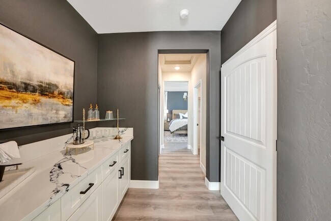 Building Photo - 2148 W Solo Wy