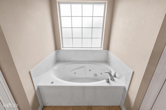 Building Photo - 6012 Whitney Dr