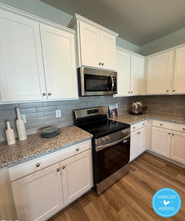 Building Photo - 6762 Hardwick Ln