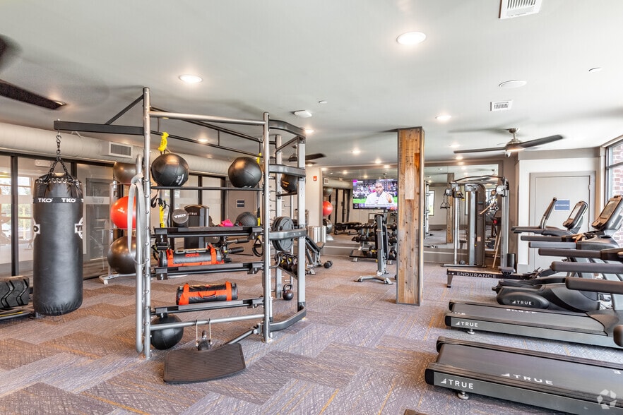 Fitness Center - Fieldhouse Apartments