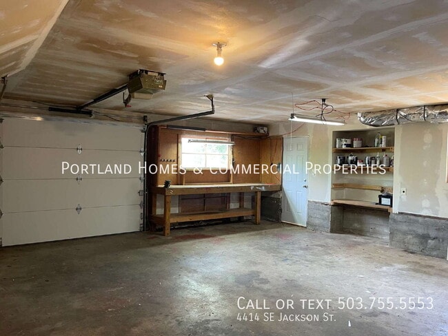 Building Photo - 4414 SE Jackson St