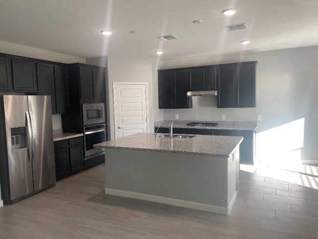 Building Photo - 12312 N Miller Canyon Ct