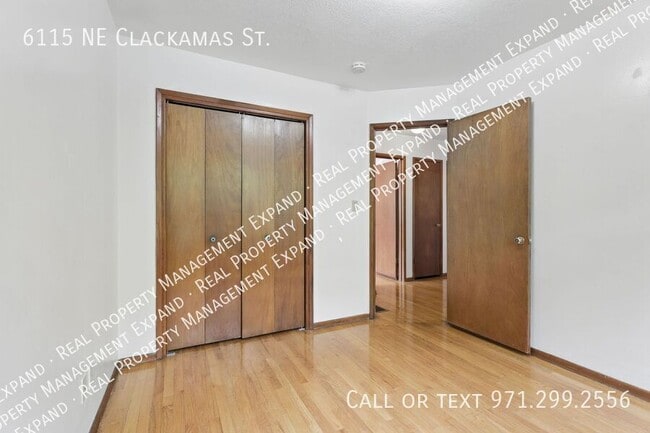 Building Photo - 6115 NE Clackamas St