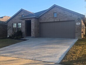 Building Photo - 4/2 in the esteemed Northwest ISD!!