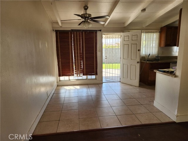 Building Photo - 610 Helensburg St