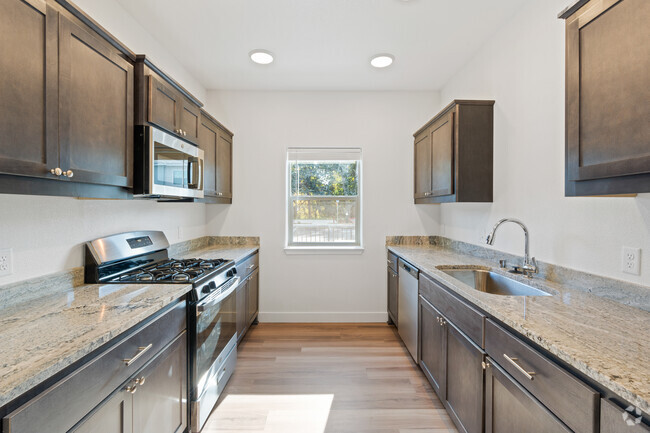 Interior Photo - Avery Oaks Apartments