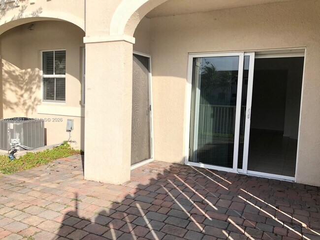 Building Photo - 8960 NW 97th Ave