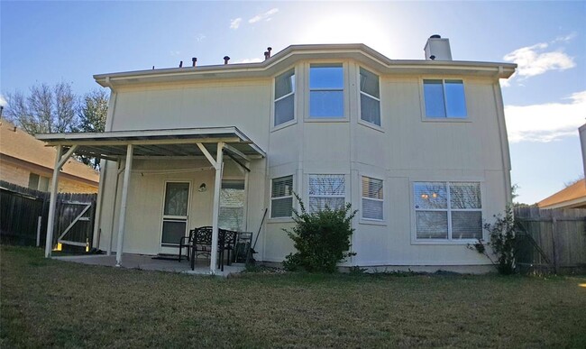 Building Photo - 13302 Bennington Ln