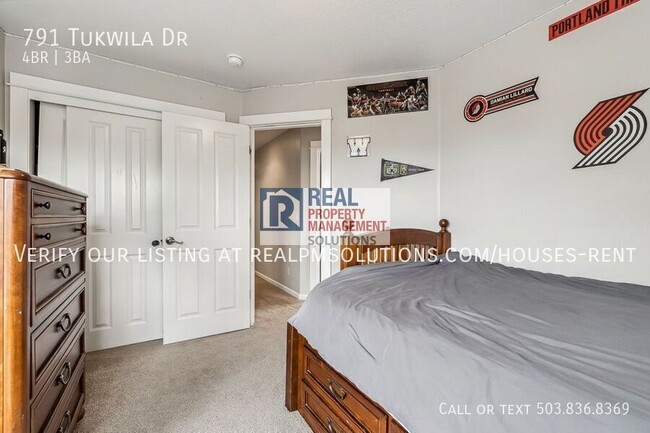 Building Photo - 791 Tukwila Dr