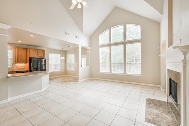 Building Photo - 6 Cordella Pl