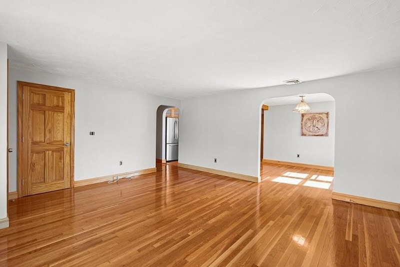 Building Photo - 60 Hopkins St