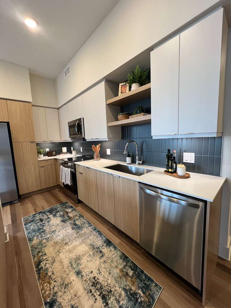 Building Photo - 2910 SW 69th Ave