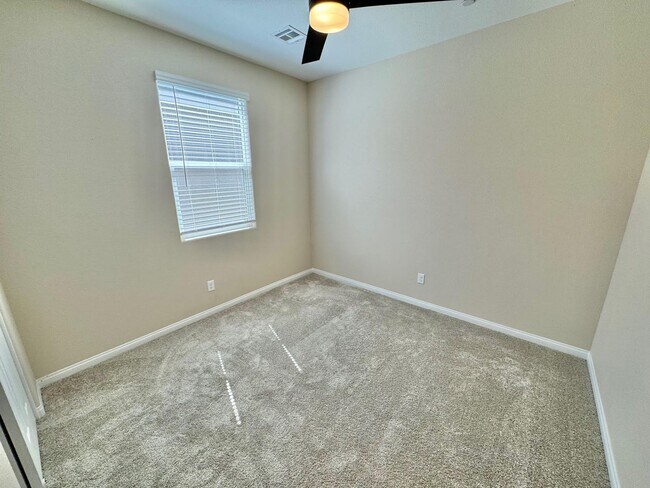 Building Photo - RICHMOND AMERICAN DESIGNER HOME FEATURING ...