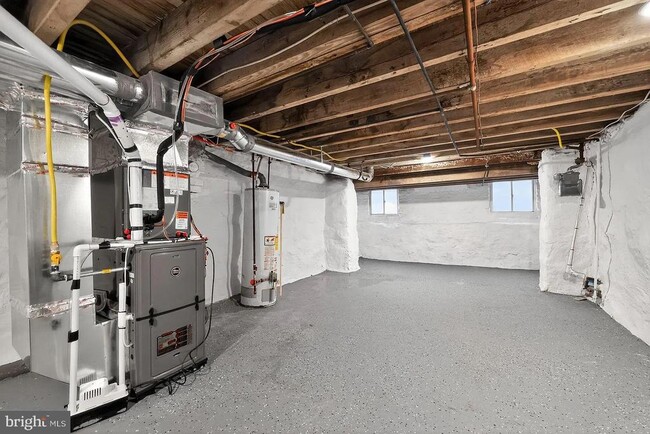 Building Photo - 1333 S Newkirk St