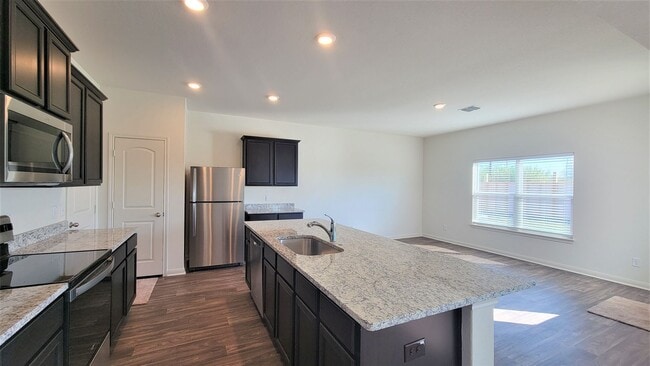 Building Photo - Lovely 2-story 4 bedroom/2.5 bath home in cul-de-sac: easy commute to Ft. Sam Houston, BAMC, and ...