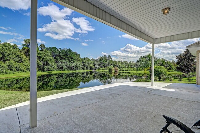 Building Photo - 2436 Bonnie Lakes Dr