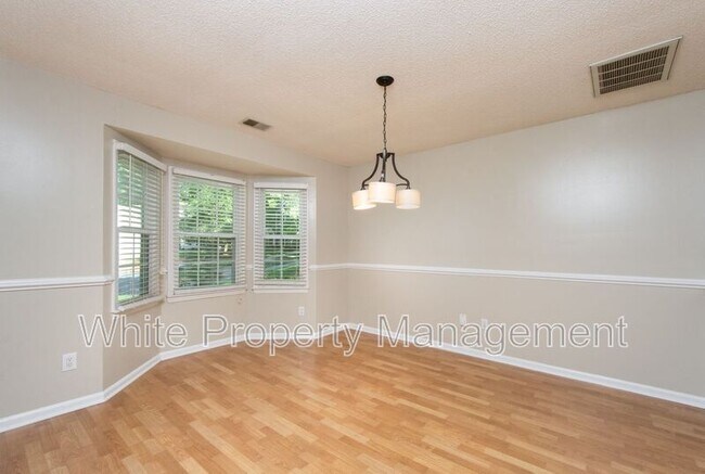 Building Photo - 3209 Silver Pond Ct