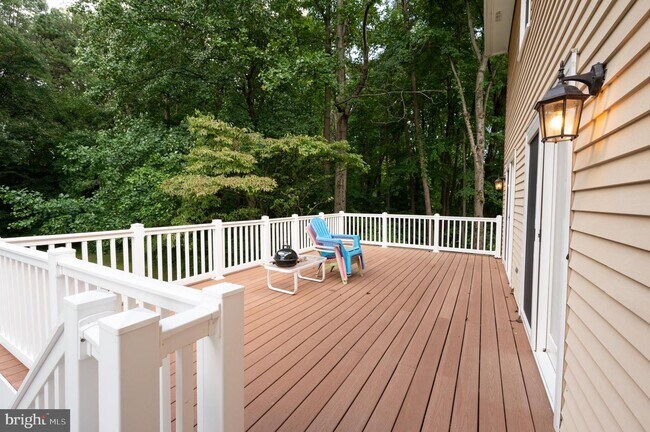 Building Photo - 4809 Piney Branch Rd