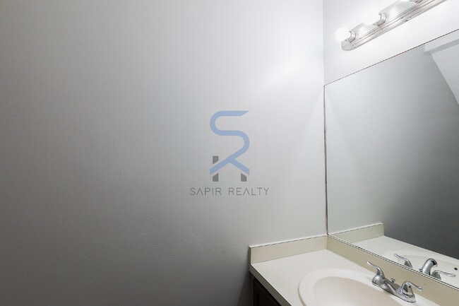 Building Photo - Move in before November 15th and get $100 ...