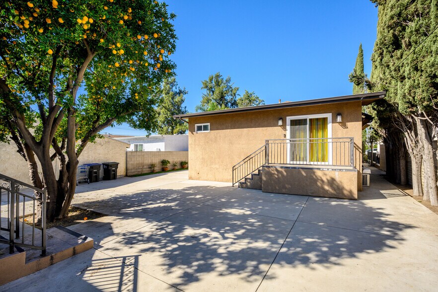 Building Photo - 1016 Linden Ave