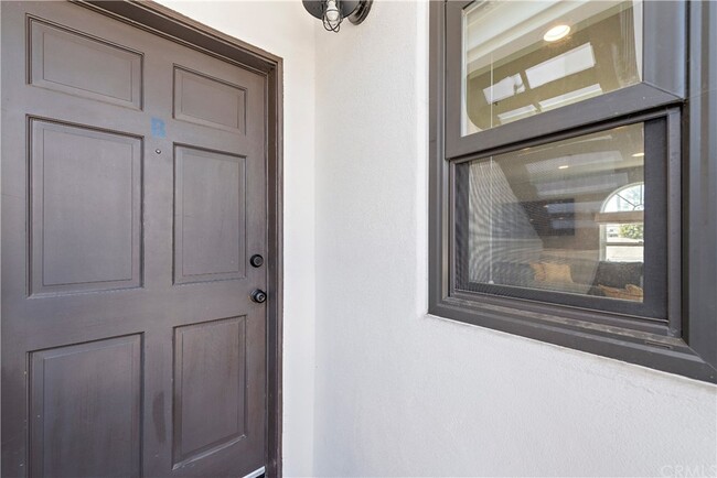 Building Photo - 259 Avenida Granada