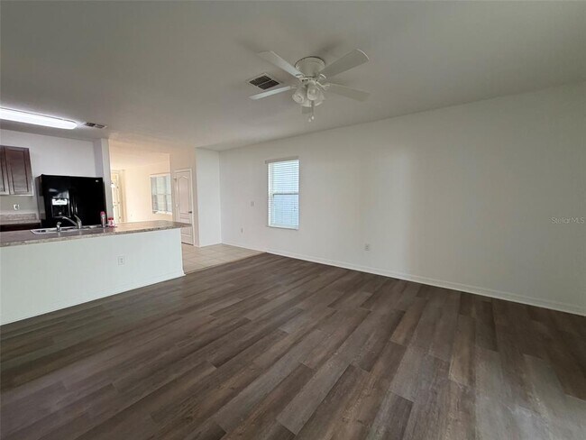 Building Photo - 10212 Hawk Storm Ave