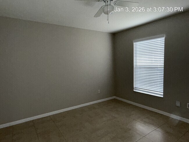 Building Photo - 1911 Colonial Woods Blvd