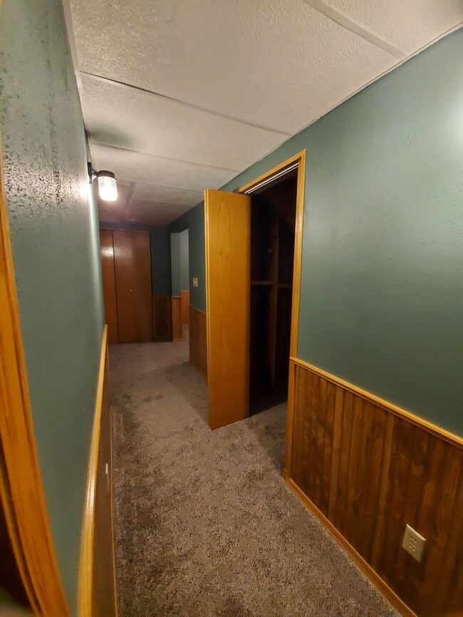 Building Photo - 5017 W Elm Ct