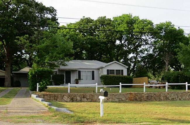 Building Photo - 7604 Sommerville Place Rd