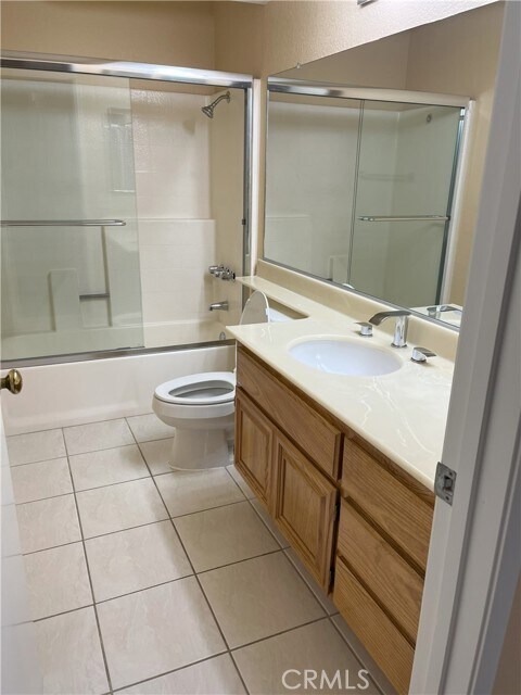 Building Photo - 928 Sunnyhill Pl