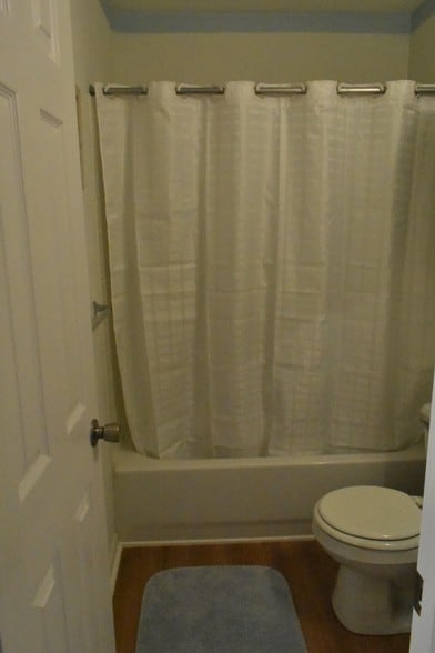 Bath - 4836 Atlantic Blvd