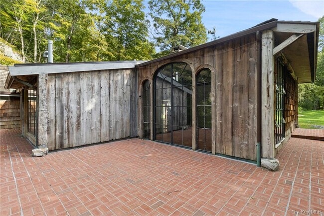 Building Photo - 176 Honey Hollow Rd
