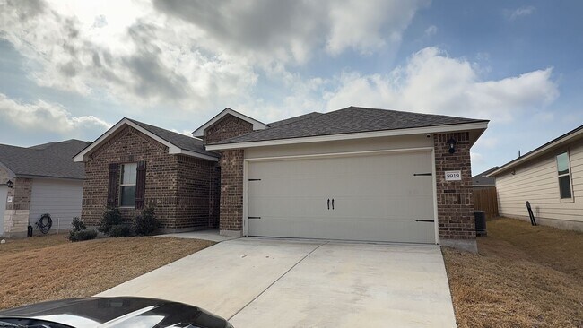 Building Photo - 8919 Cantera Rdg Rd