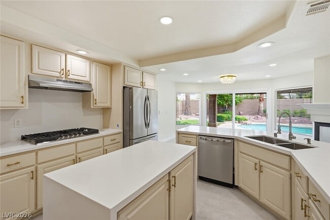 Building Photo - 9081 Lawton Pine Dr