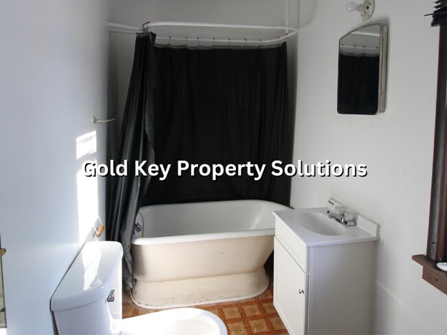 Building Photo - 2930 Fletcher St